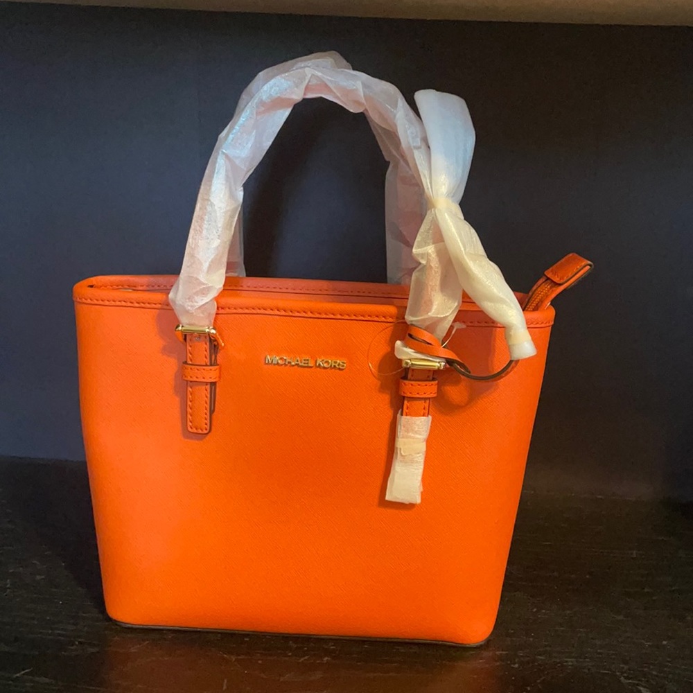Brand new Michael Kors purse
